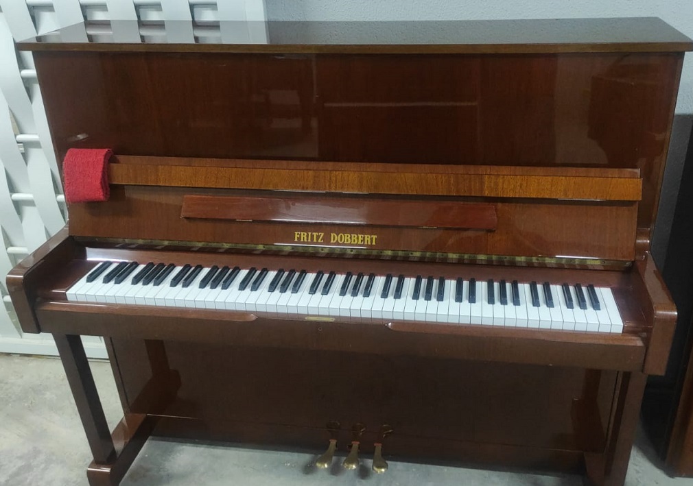 Piano Fritz Dobbert modelo 127 FD marrom mogno impecável Clave Sons